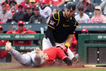 article image - Reds Pirates Baseball